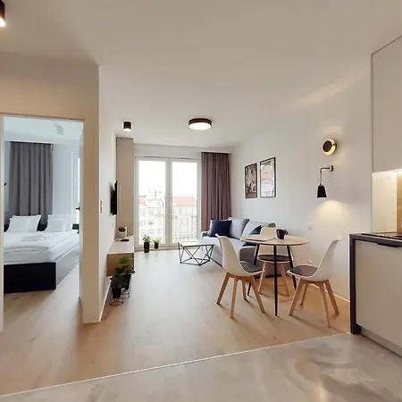 Young City Apartment In Gdansk Center Exterior photo