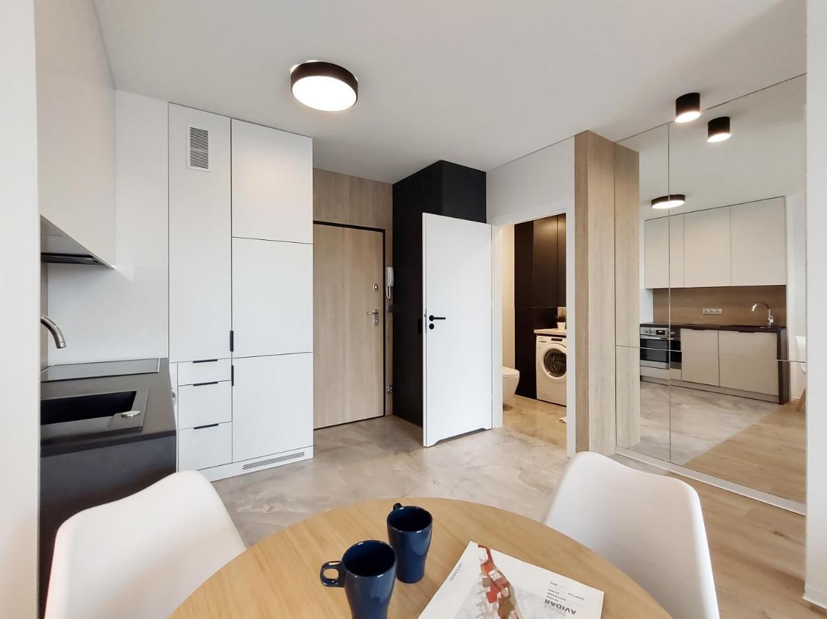 Young In Center Apartment Gdansk